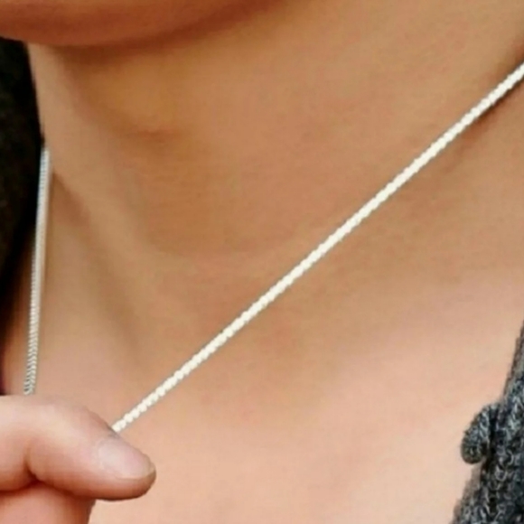 18" Inch  \ .925 Sterling Silver Snake Chain - Picture 1 of 4